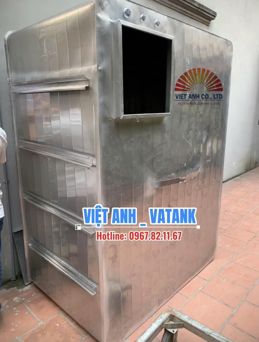 Thiết kế kín khít của bể ngầm inox ngăn bụi bẩn và côn trùng xâm nhập